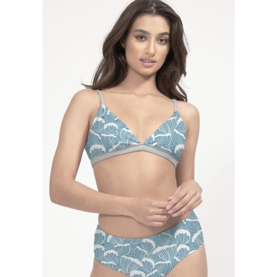 boochen sustainable surf bikini Top Amami style in Ocean Waves print