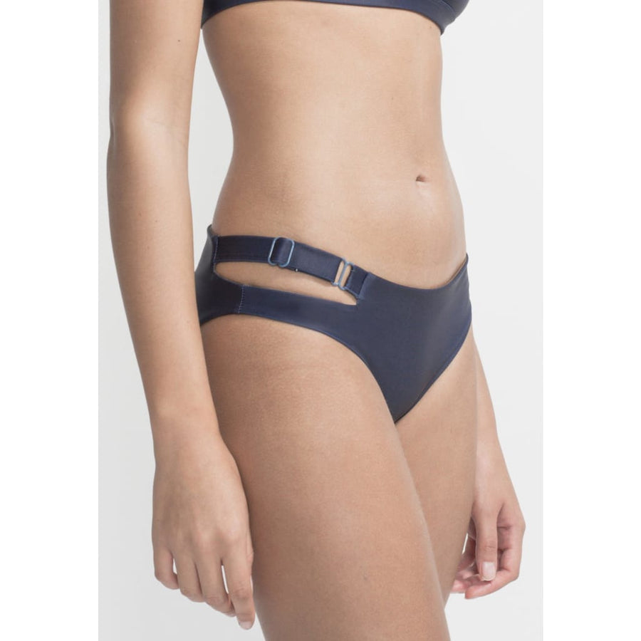 Caparica Bottom Reversible in Dark Blue / Solid Brown - boochen eco-conscious surfwear