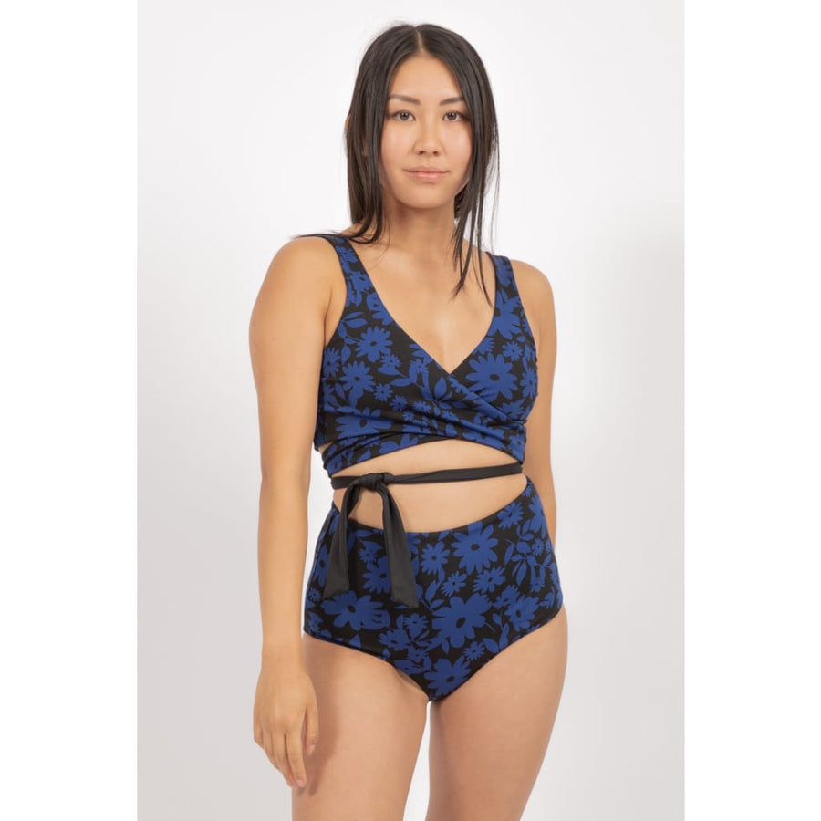 Noja Bottom in Dark Moonflower / Noir - bikini bottom