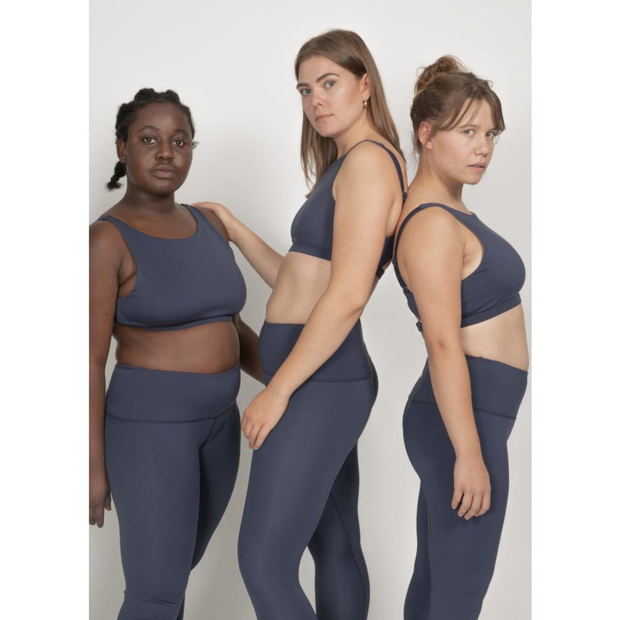 Sports bra Meco in Midnight blue / Mocha - boochen eco-conscious surfwear