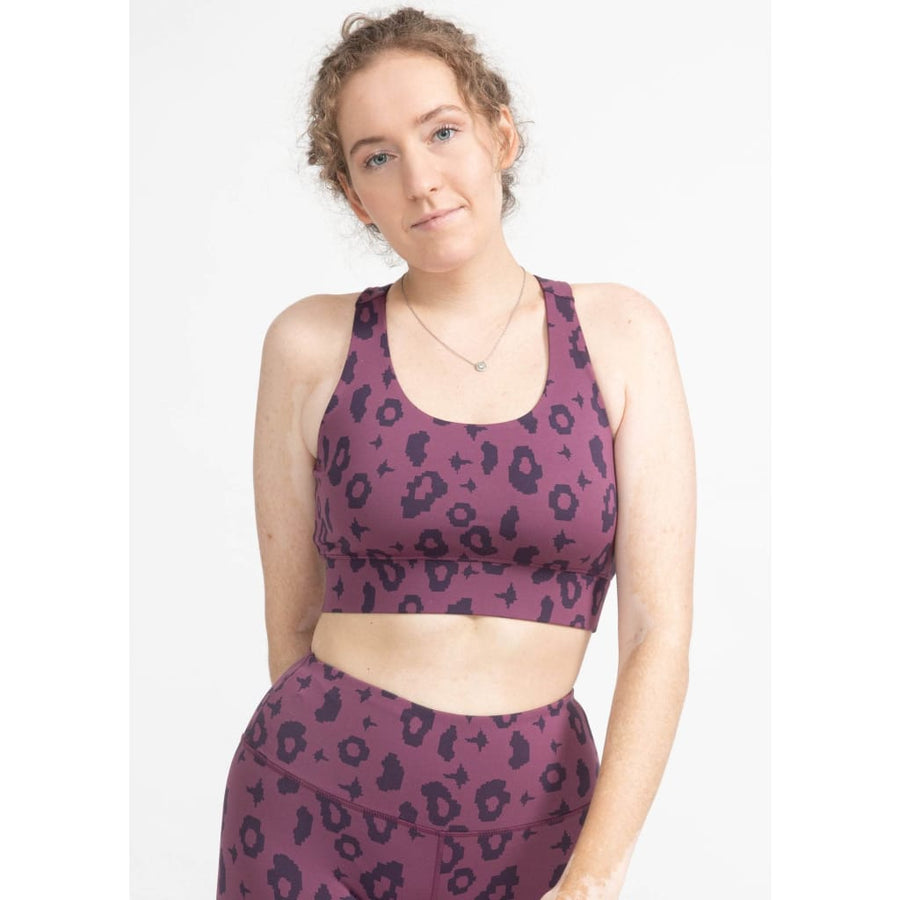 boochen eco-friendly sportsbra, yoga top, sportsbh, sustainable activewear, sustainable sportstop, nachhaltige sportsbh in lila leopard print