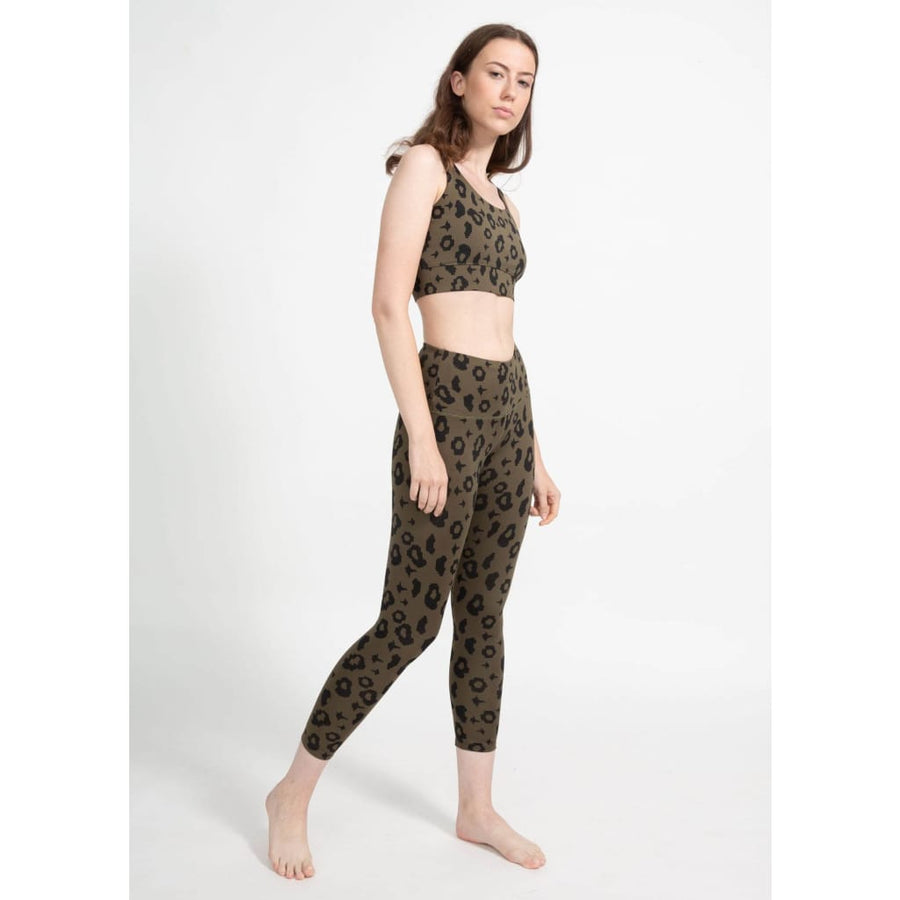 boochen eco-friendly leggings in green leopard, sustainable fashion, sustainable leggings, yoga, nachhaltige leggings im grün Leopard