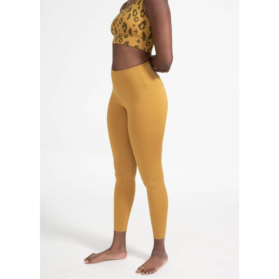 boochen eco-friendly leggings in senf yellow, sustainable fashion, sustainable leggings, yoga, nachhaltige leggings im gelb