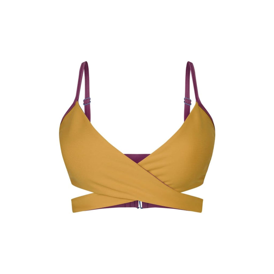 boochen sustainable bikini top Arpoador in Lila color. Reversible bikini, surf bikini, eco-friendly swimwear, nachhaltige bademode, bikini oberteil