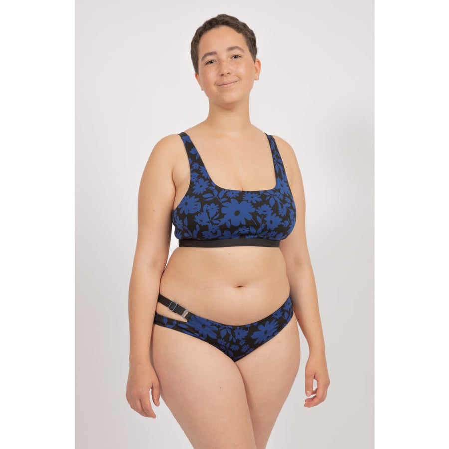 Caparica Bottom in Dark Moonflower / Noir - bikini bottom