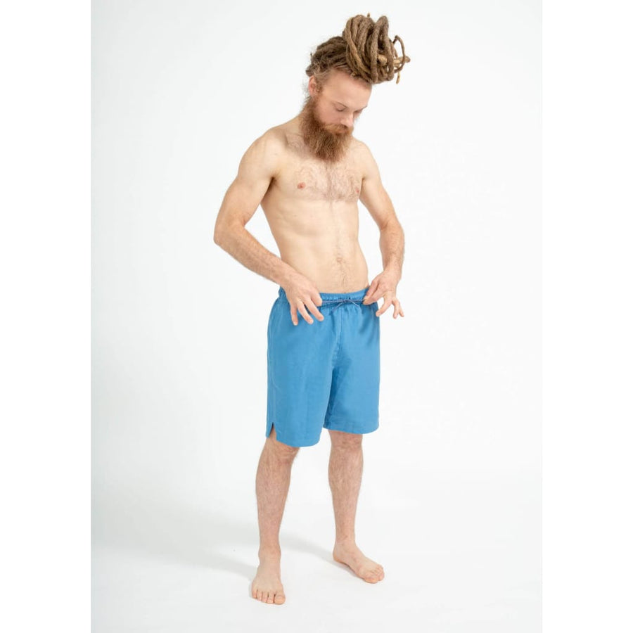 boochen eco man's boardshorts, sustainable boardshorts, beachshorts, nachhaltige badehose skylight