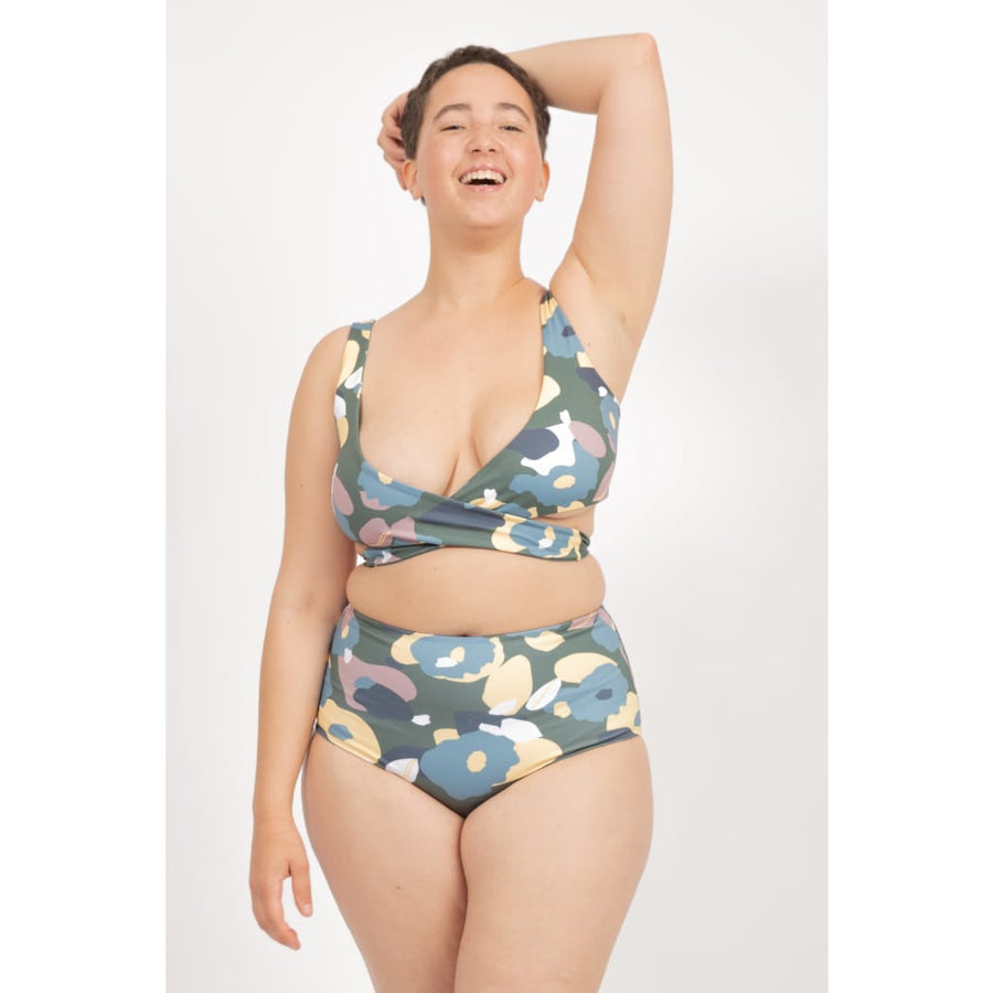 Noja Bottom in Green Wildflower / Daisy - bikini bottom